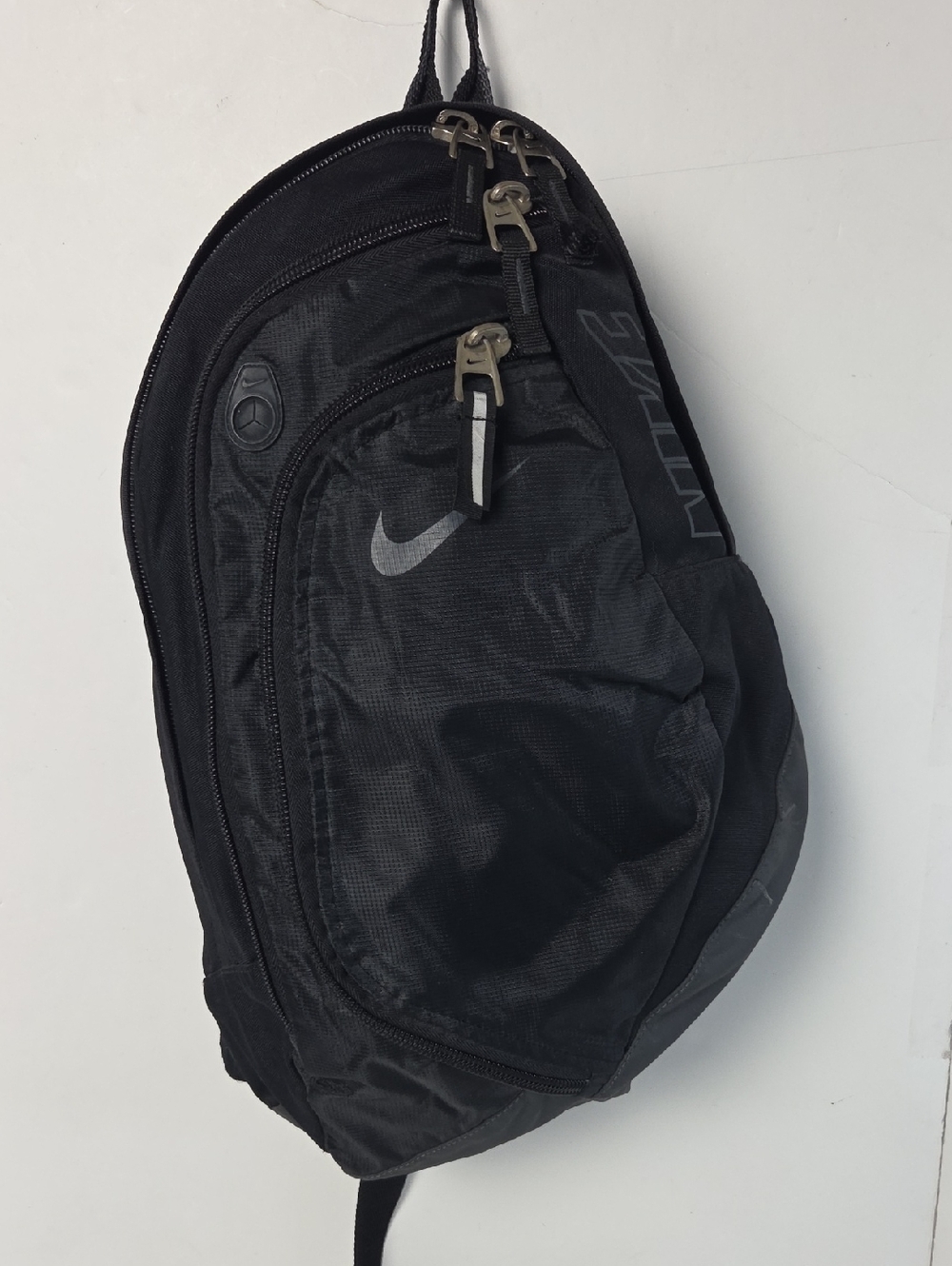 Nike Black Single-strap Sling Backpack with Reflective Swoosh